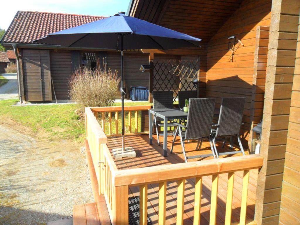 Komfortables Ferienblockhaus Nr. 27 -56 qm- bis 4 Personen Viechtach Jägerpark Exterior foto